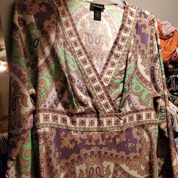 Blouse - Picture 1 of 3